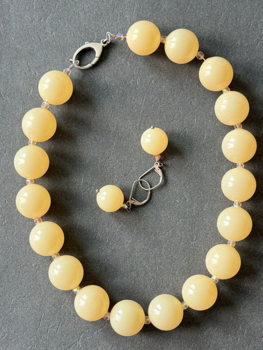HANDMADE Chunky Butter Yellow Acrylic/Resin Bead Necklace & Earrings